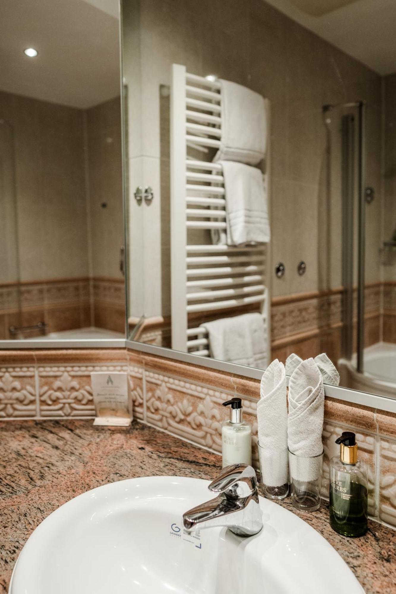 Hotel Antoniushof Ruhstorf an der Rott Екстер'єр фото