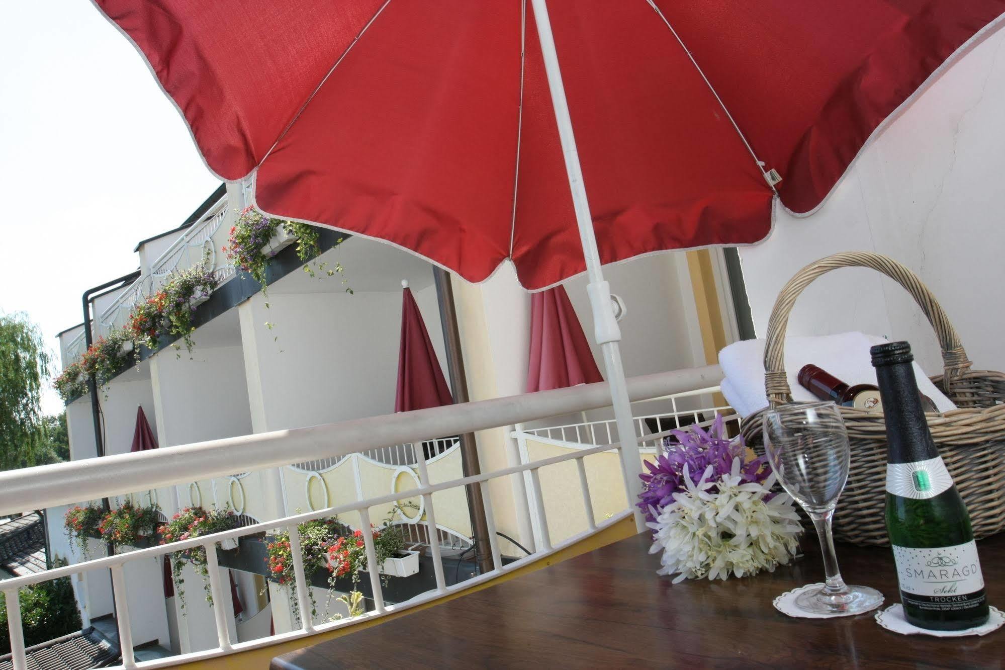 Hotel Antoniushof Ruhstorf an der Rott Екстер'єр фото
